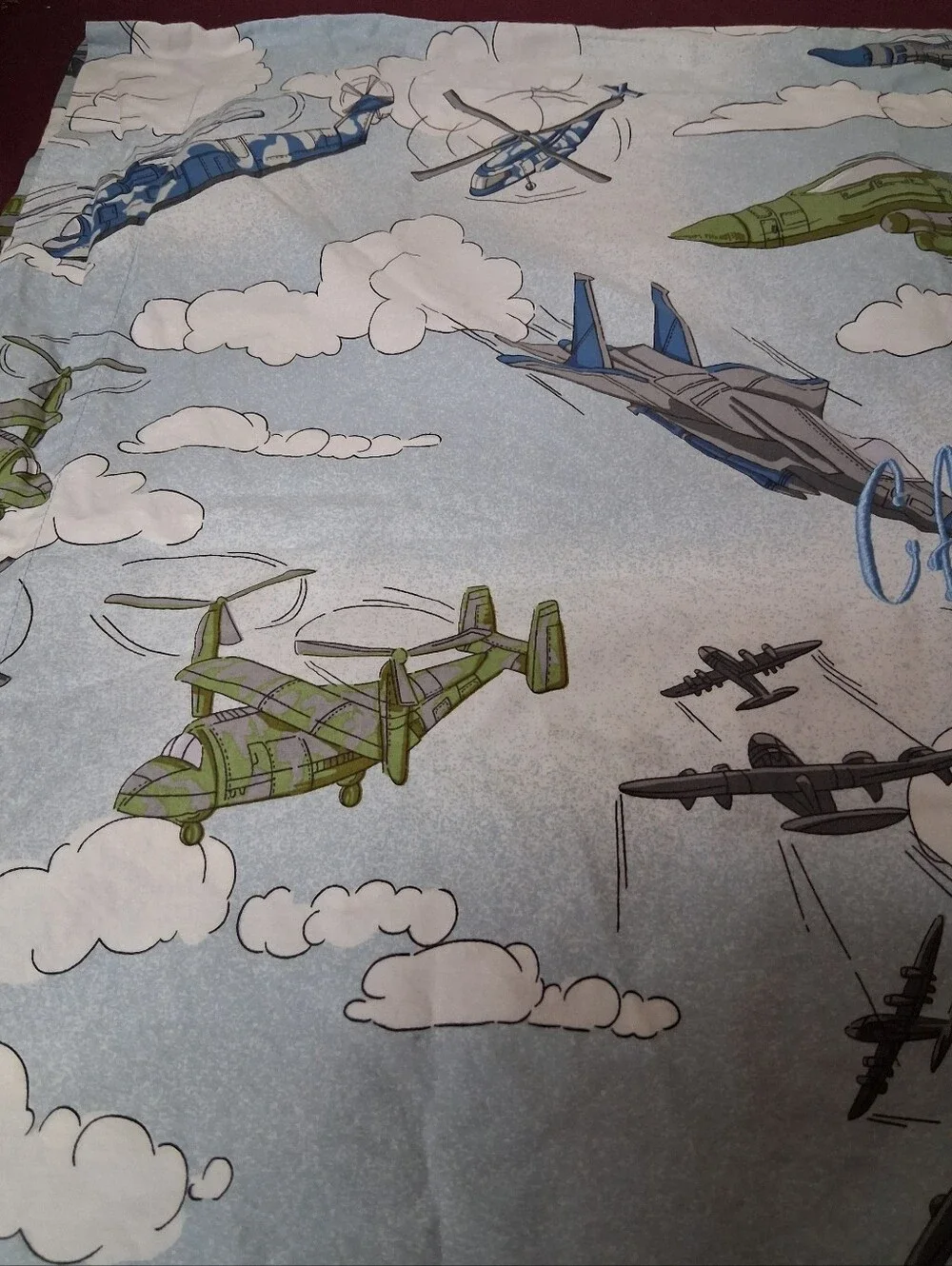 2pc Set Airplanes And Helicpters Standard Size Pillow Shams.
